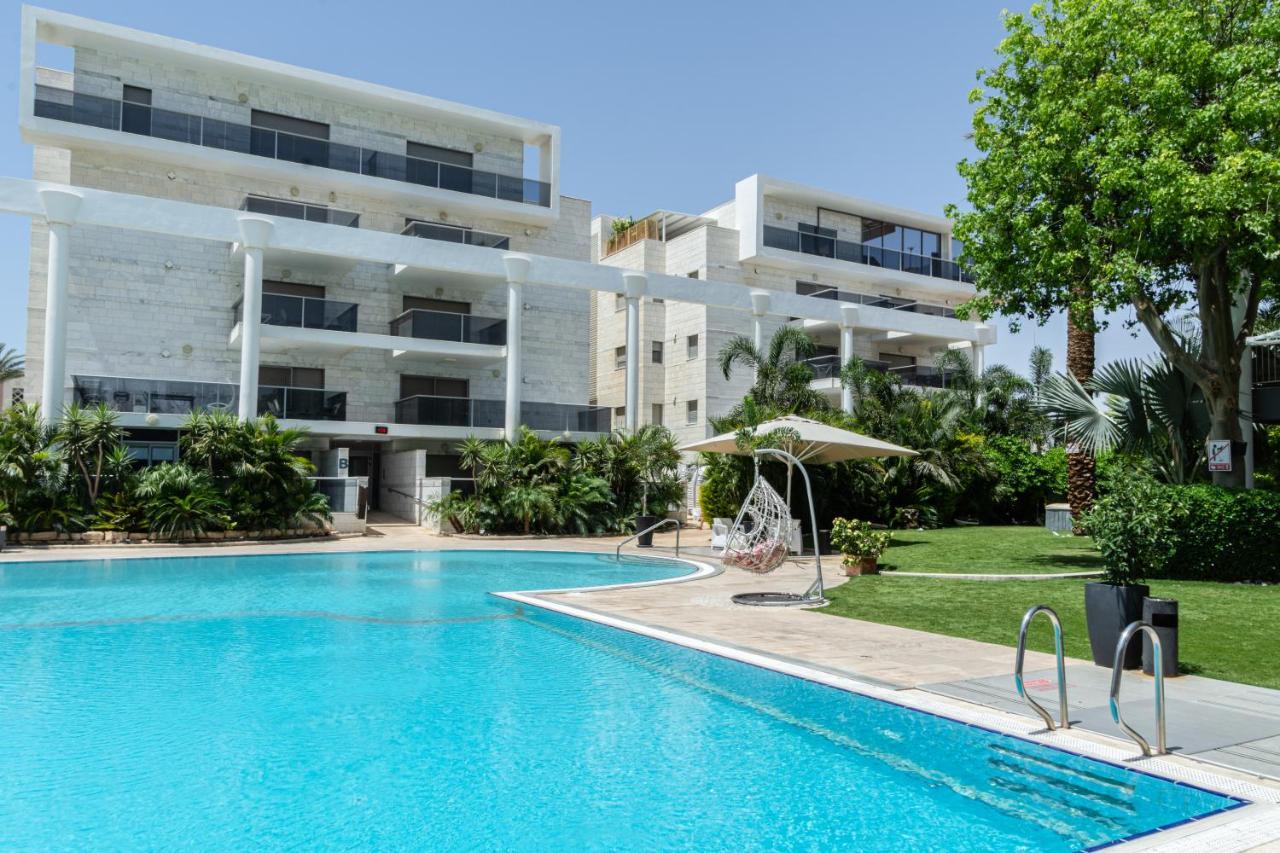 Royal Park -George Apartamento Eilat Exterior foto